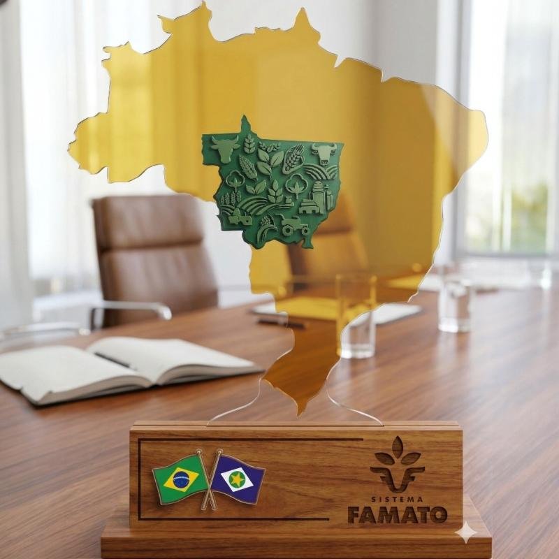 Troféu Brasil - Acrílico/Madeira Dupla Camada