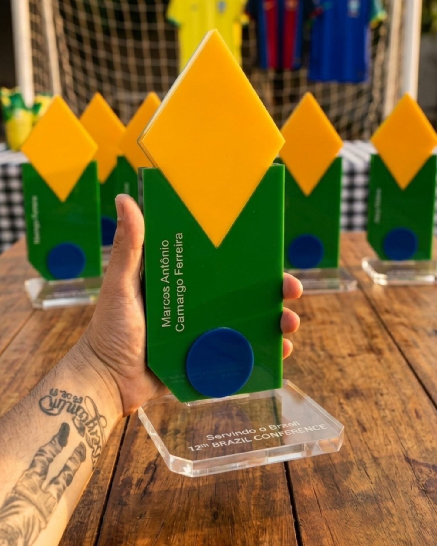 Troféu Acrílico Grosso